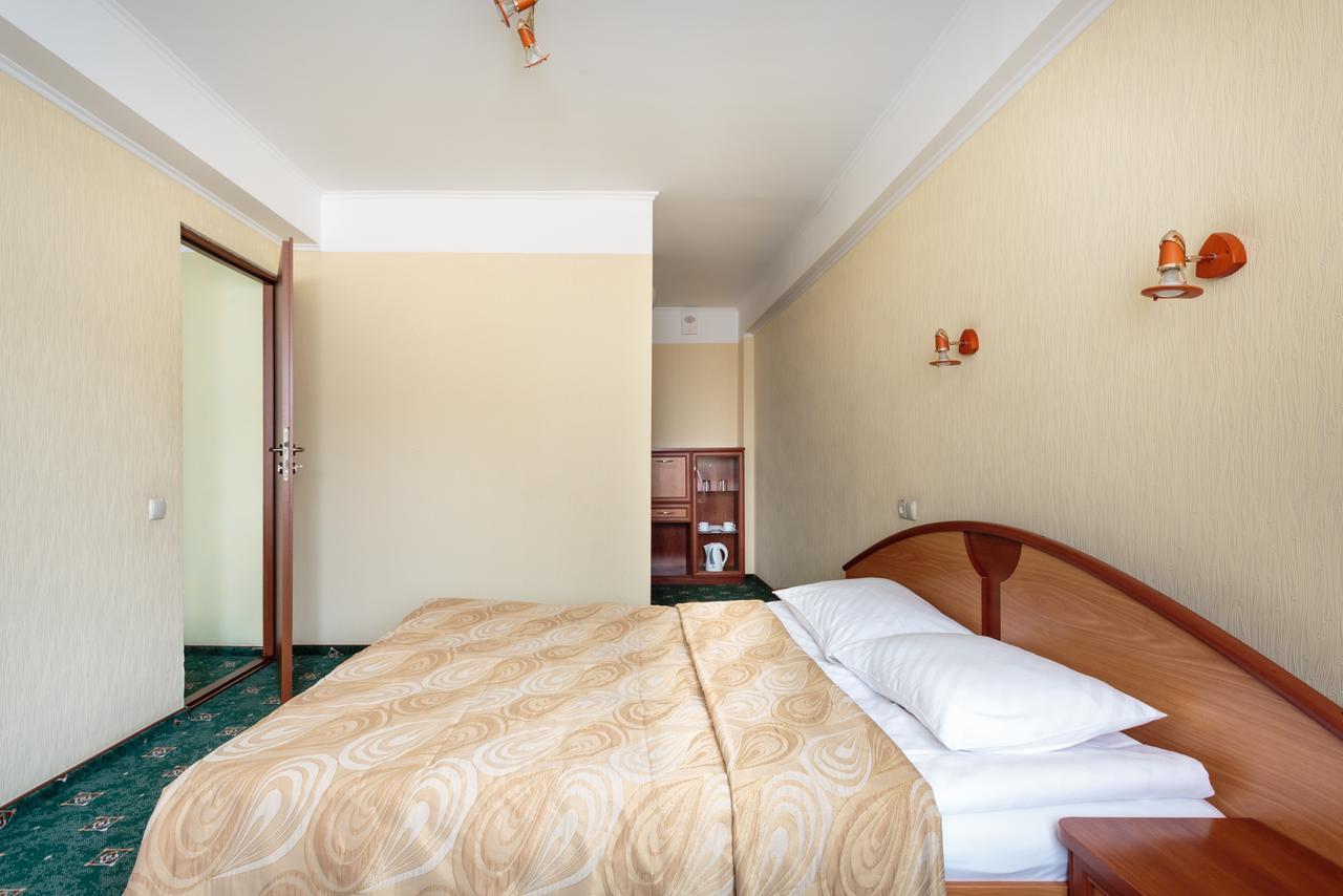 Tourist Hotel Complex Kiev Luaran gambar